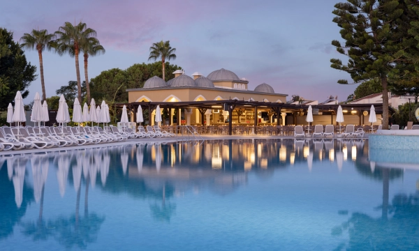 Efendy Pool & Snack Bar